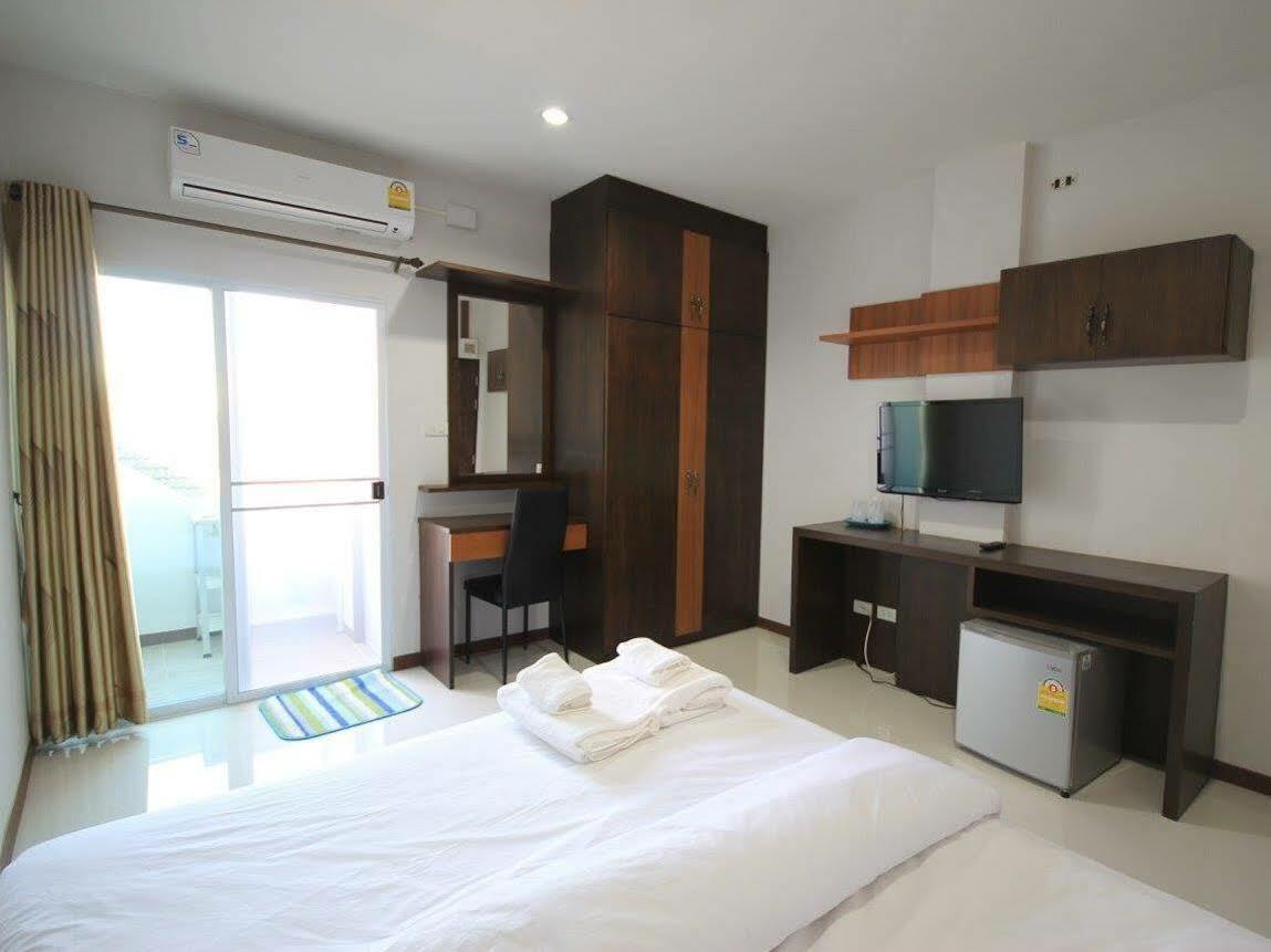Siriwat Apartment チエンマイ エクステリア 写真