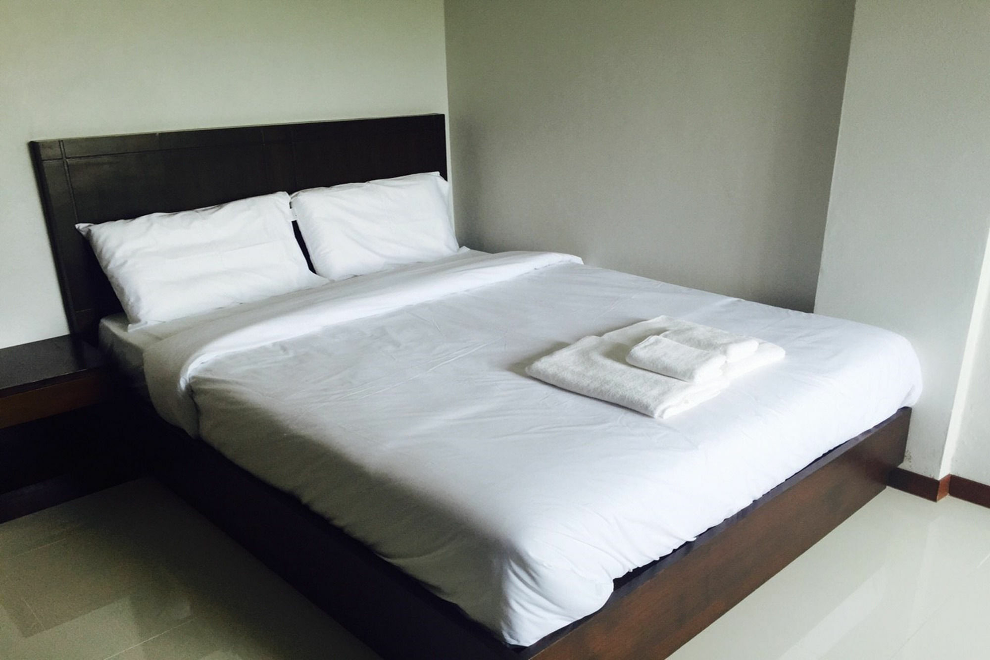 Siriwat Apartment チエンマイ エクステリア 写真